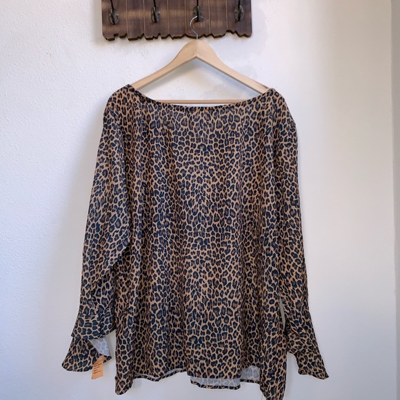 Vintage | Deadstock Leopard Bell Sleeve Blouse - Picture 2 of 6